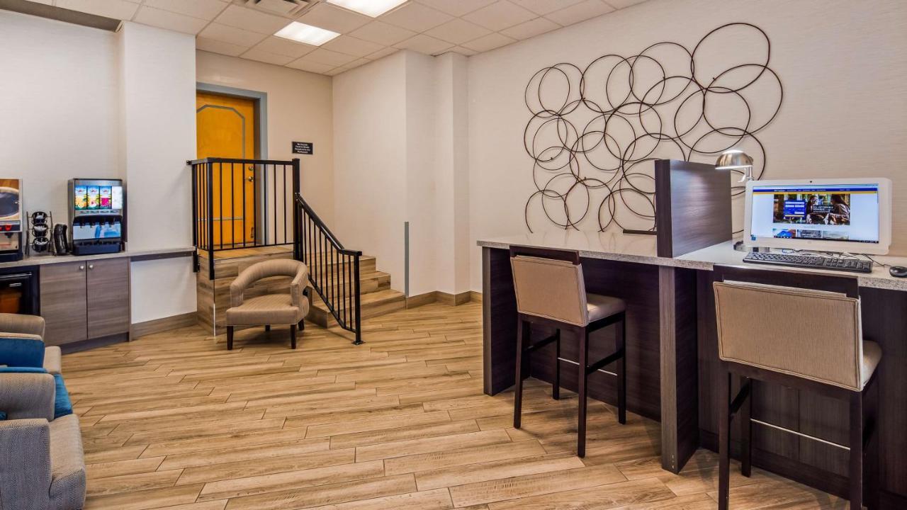Best Western Plus Uptown Hotel Vancouver Bagian luar foto